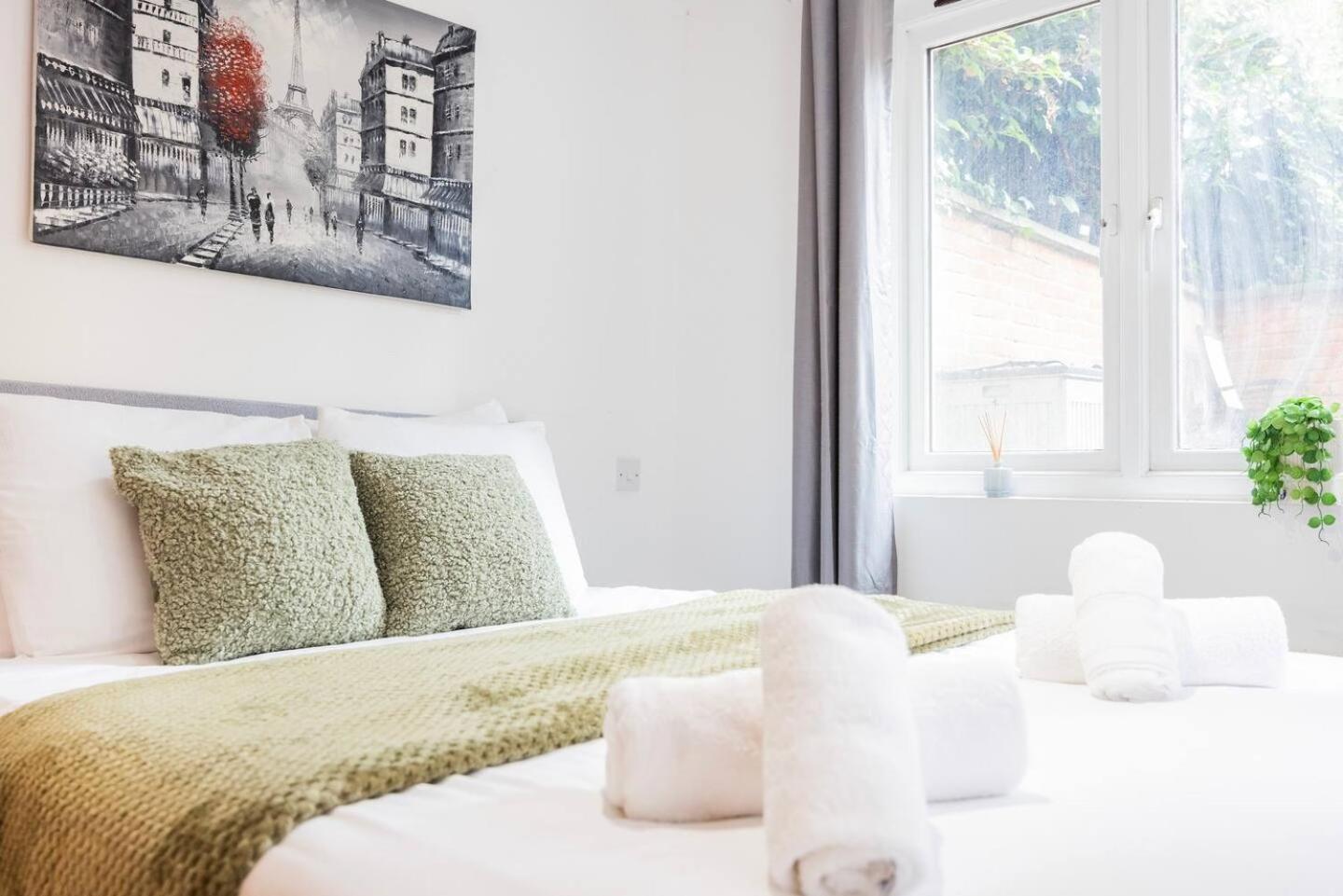 Vakantiehuis Beautiful With Spacious Garden - Earl's Court *